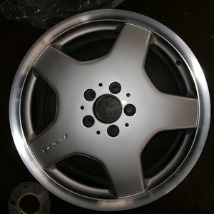 Meet your Posher, Gilbert